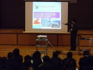 川の環境について詳しく学んだよ Cimg1048_2